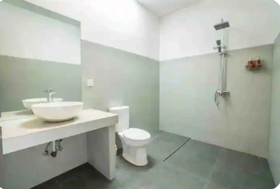 Bathroom Interior - MGM3