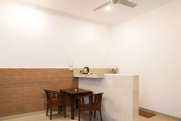 Jungle Hideaway Villas - Chair Table Facility