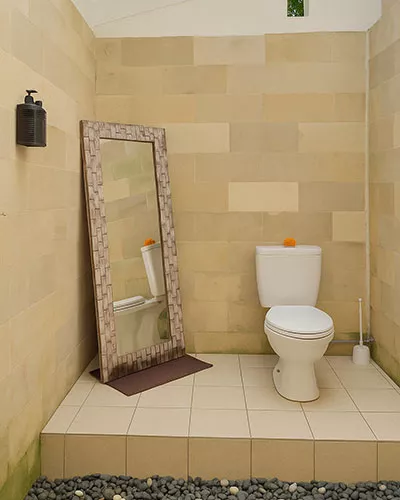 Jungle Hideaway Villas - Luxury Toilet