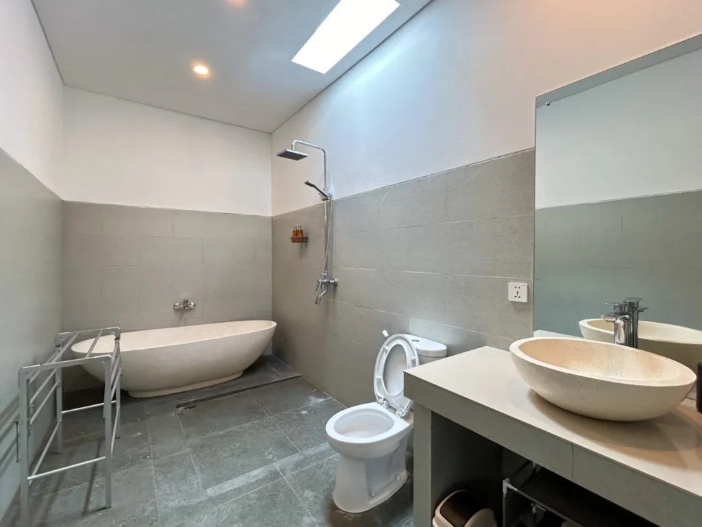 MGM3 Bathroom Interior